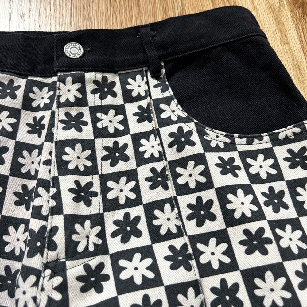 LISA SAYS GAH robyn wide leg high rise jeans black daisy check size 30 - Picture 7 of 13